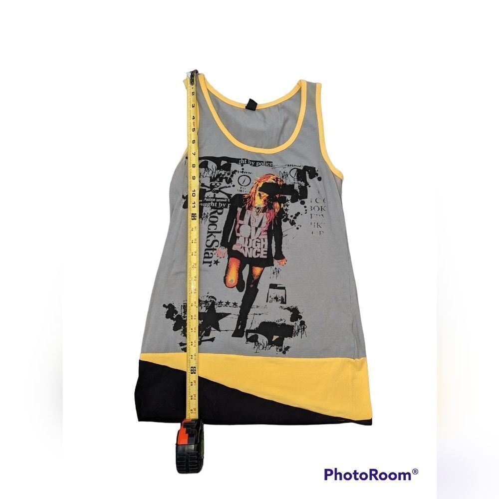 Y2K vintage graphic top